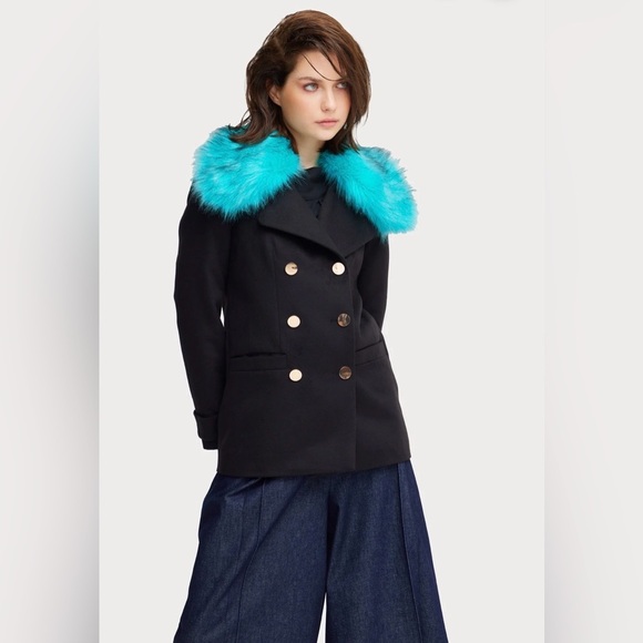 Julia Allert Fashionable Short Faux Fur Collar
Coat Women’s Size XL - Picture 2 of 9